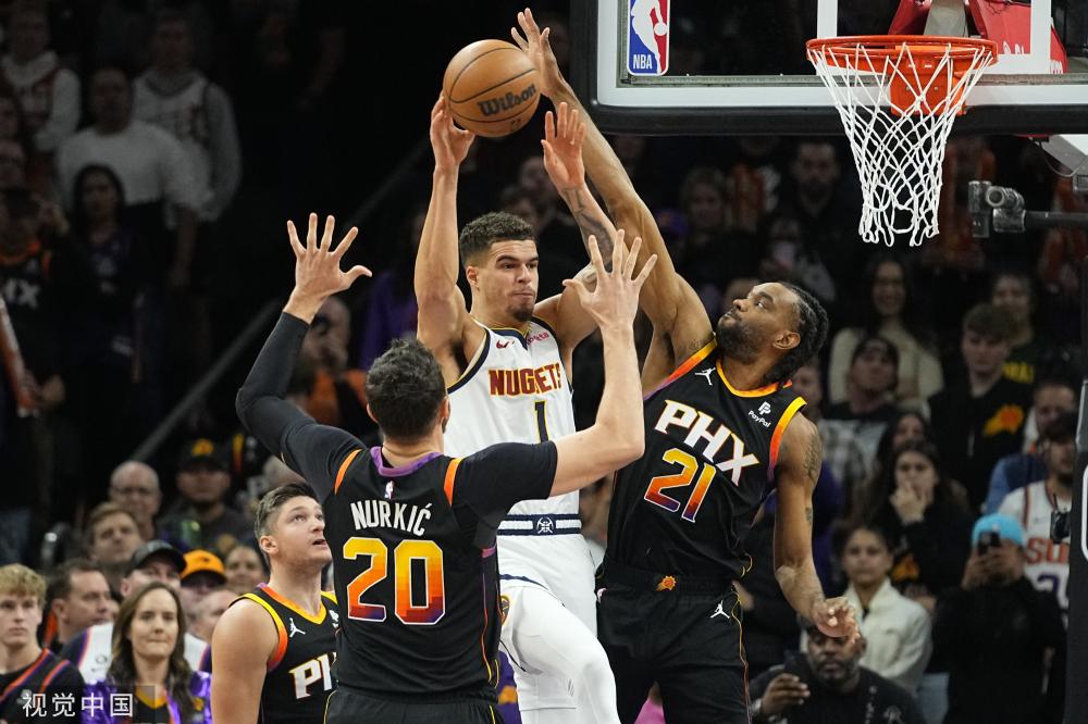 卡莱尔的敬 卡莱尔的敬